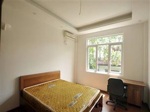 House for rent with 06 bedrooms in Nghi Tam village, Tay Ho